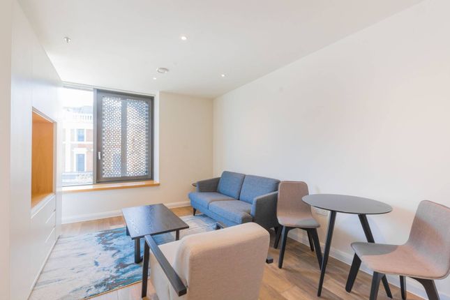 Studio to rent in Vantage Point, Archway, London