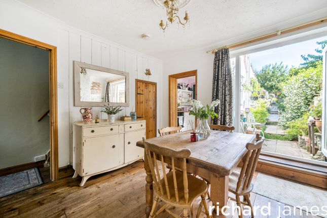 67, Kingshill Road, Swindon photo 4