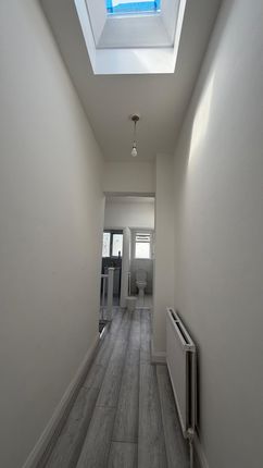 Regents Park Road, London photo 5