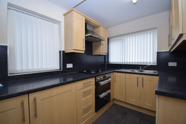 19, Nettleton Street, Ossett photo 5