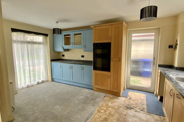 60, Meadow View, Towcester photo 2