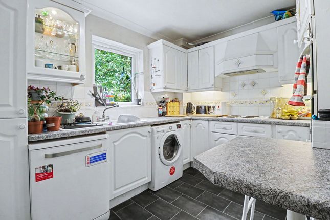 17 Netley Cliff Victoria Road, Southampton photo 4