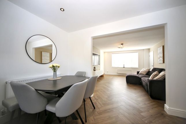 54 Ashbourne Avenue, Wigan photo 4
