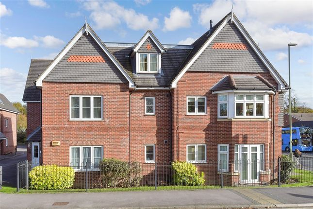 1-bed flat on Craigbank Court, Fareham, £130,000