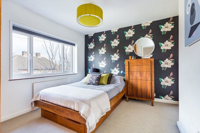 2, Dylways, Denmark Hill photo 4