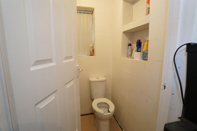 124, Silverhill Road, Bradford photo 4