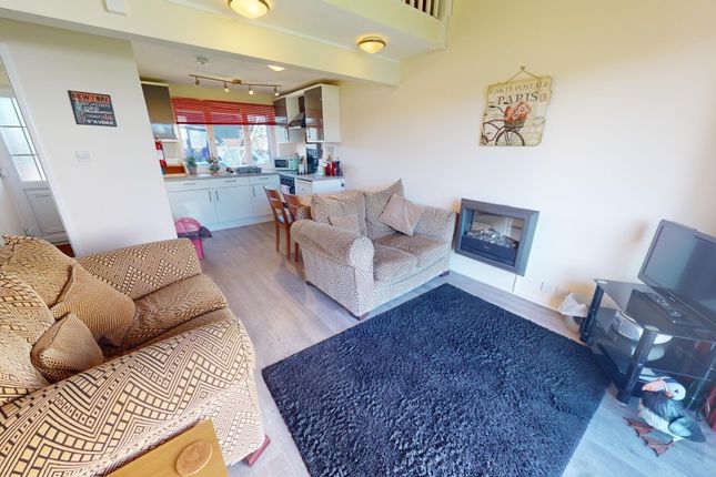 21, Staitheway Road, Wroxham photo 4