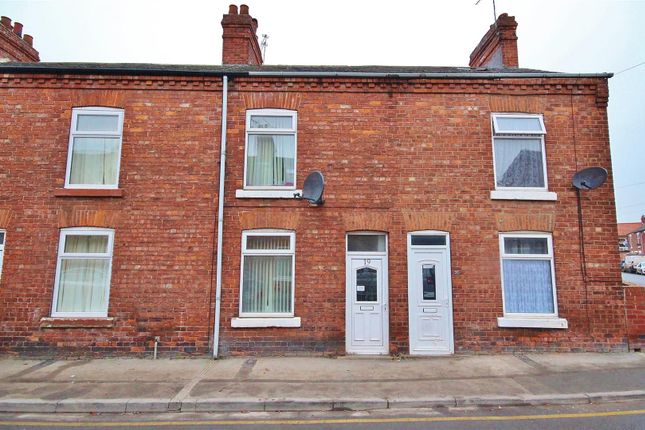 Thumbnail Terraced house to rent in Nalton Street, Selby