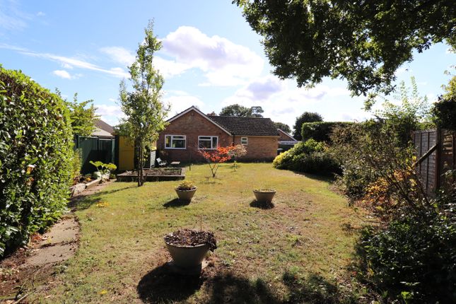 8, Manor Park Gardens Long Stratton, Norwich photo 2