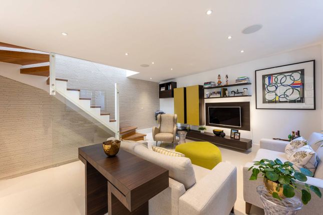 Terraced house for sale in Cato Street, Marylebone, London