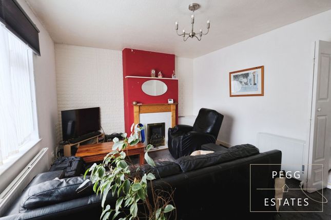76 Coombe Road, Paignton photo 3
