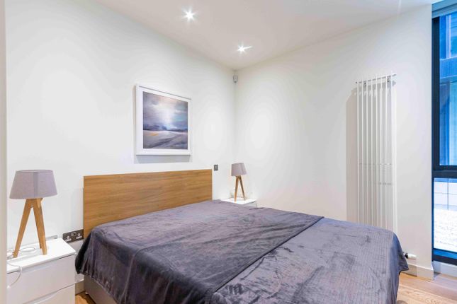 Flat to rent in Simpson Loan, Edinburgh