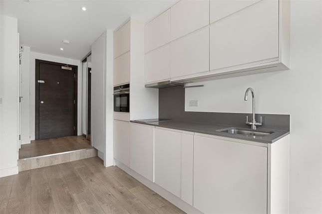 Flat 6 Venture Lofts, 15 High Street, Purley photo 2