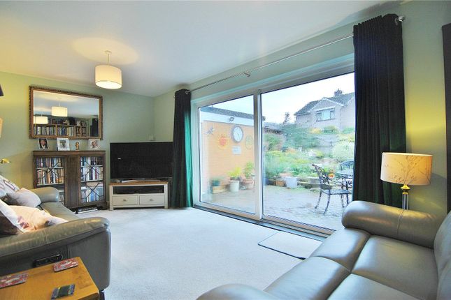 25, Bathleaze, Stonehouse photo 2