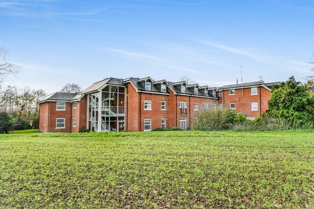 4 Maynard House, Dunmow Road, Dunmow photo 4