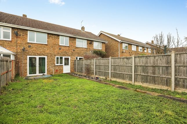25, Tithe Avenue, Bury St. Edmunds photo 2