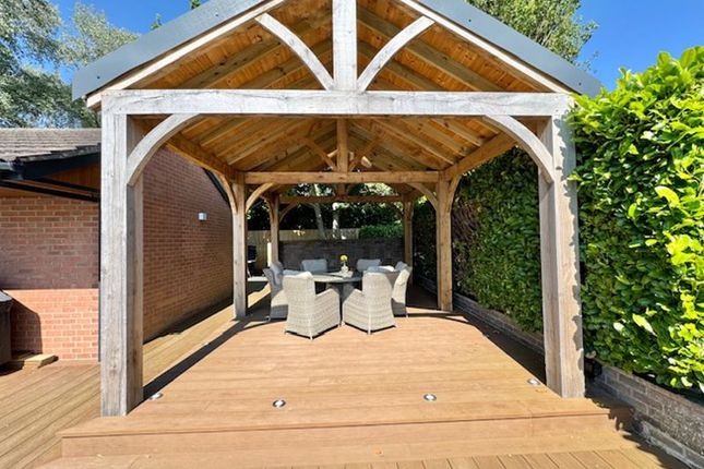 Banqueting Hut View 2