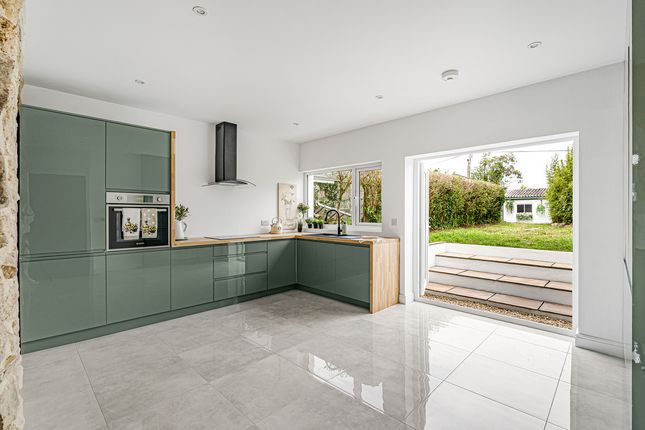 14, Bullers Terrace, Redruth photo 4