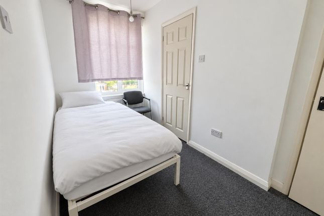 96, Beecheno Road, Norwich photo 5
