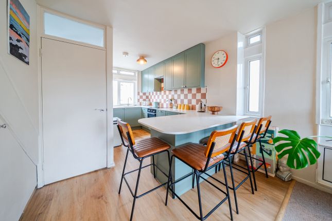 161, Cedars Road, London photo 4