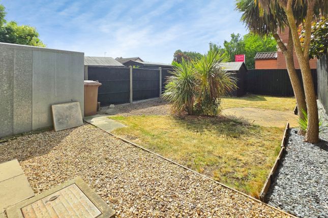 7, Ingledew Close, Sleaford photo 2