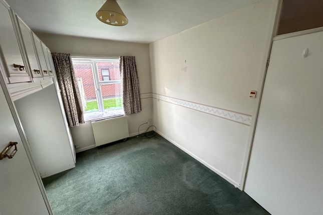 Flat for sale in Cave Street, Hull