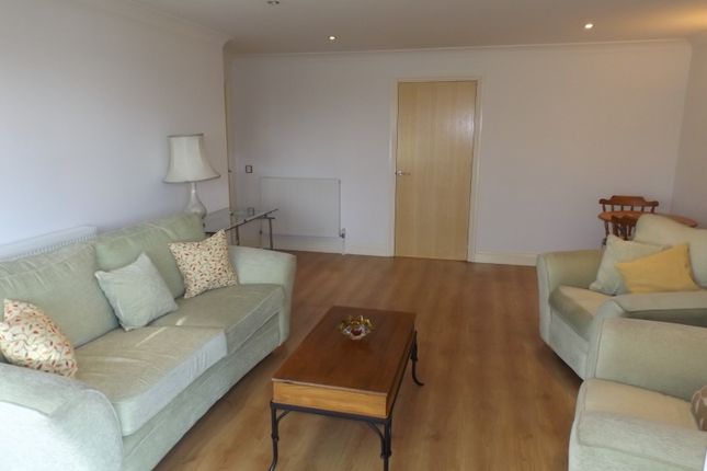 Flat 17, Southampton photo 4