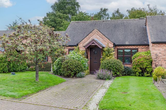 21 Churchfields, Crewe photo 2