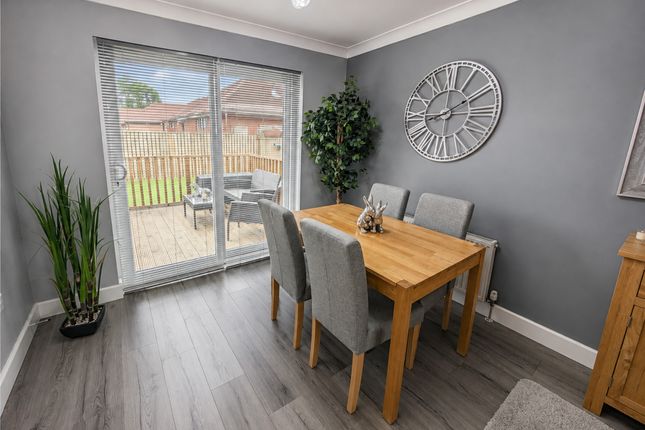 16, Murdoch Court, Saltcoats photo 4