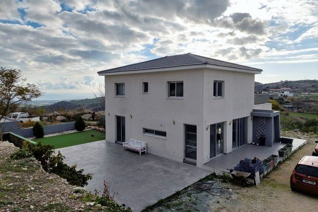 Detached house for sale in Episkopi, Cyprus