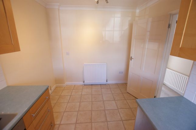 11, Towers Way, Wimborne photo 4