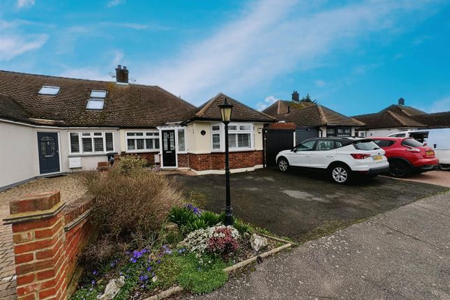 Semi-detached bungalow for sale in Dunmow Gardens, West Horndon, Brentwood