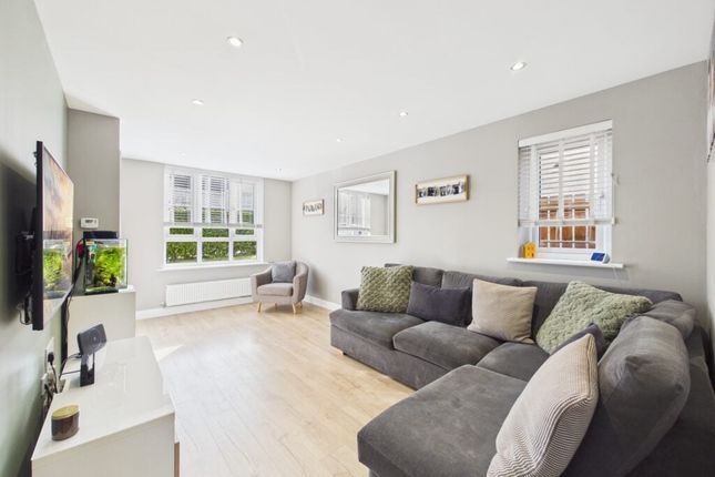 29, Clippens Drive, Edinburgh photo 3