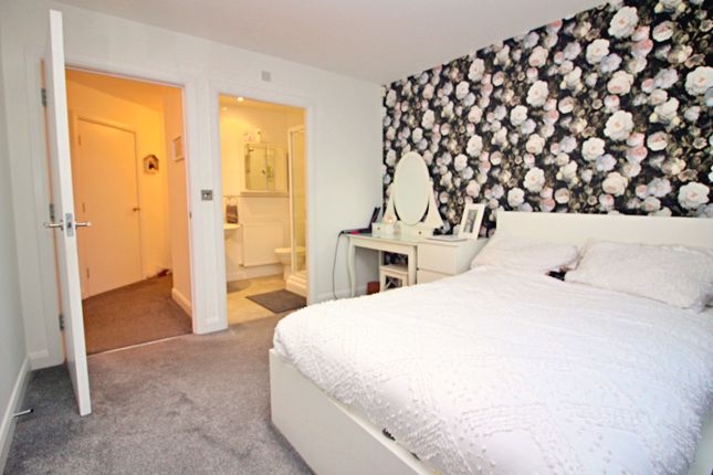 Flat for sale in 22 Edenhurst Apartments Manchester Road, Haslingden, Rossendale