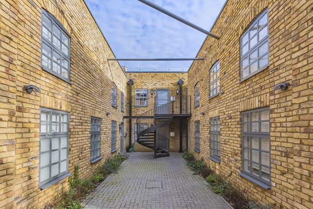 4 Cree Studios,, Elm Grove, London photo 2