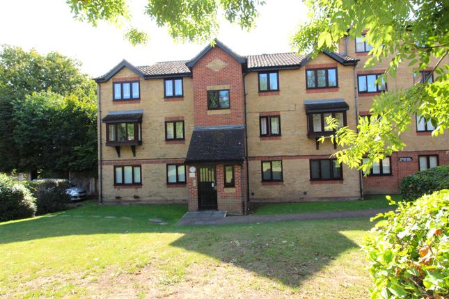 Property for sale in Dunnose Court Linnet Way, Purfleet
