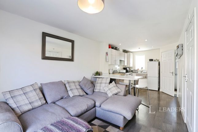 11, Silvester Road, Corby photo 4