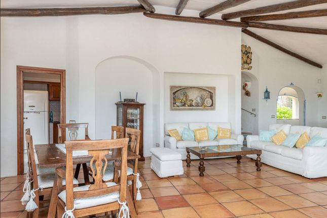 Villa for sale in Via Della Sughera, 07021 Arzachena Ss, Italy