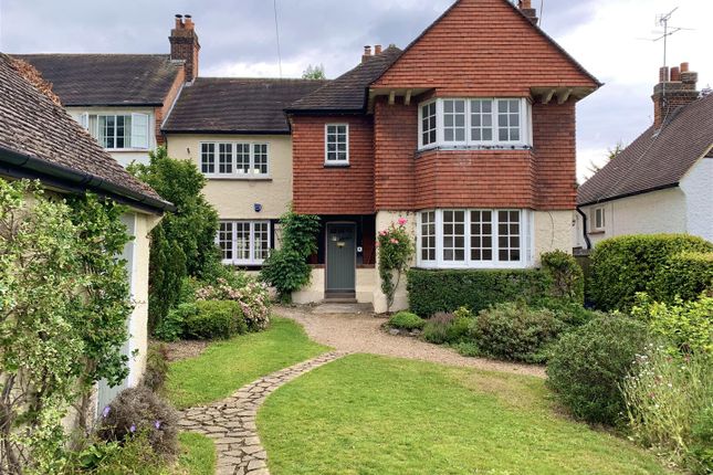 Thumbnail Detached house to rent in Christchurch Crescent, Radlett, Hertfordshire