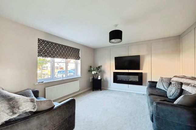 55, Fennel Way, Morpeth photo 3