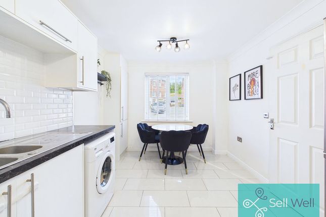 22, Bolbury Crescent, Manchester photo 3