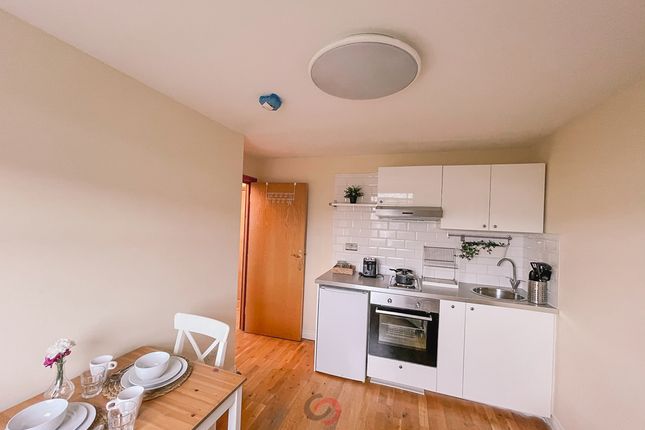 Thumbnail Flat to rent in Inverness Terrace, Bayswater, London