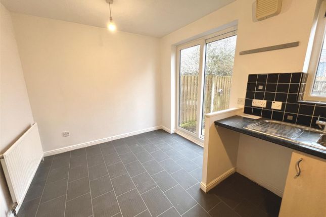 36, Stoney Bank Drive, Sheffield photo 5