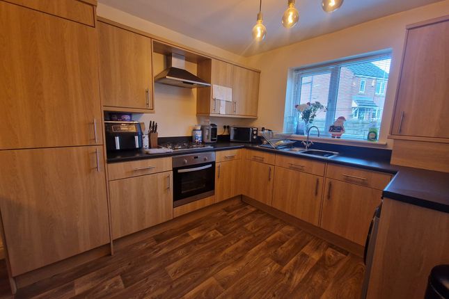 5, Sutton-in-Ashfield photo 3
