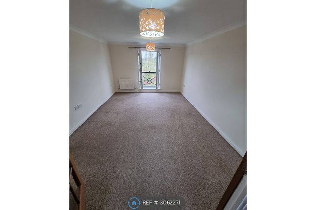Flat, Fenmere Walk Hampton, Peterborough photo 4