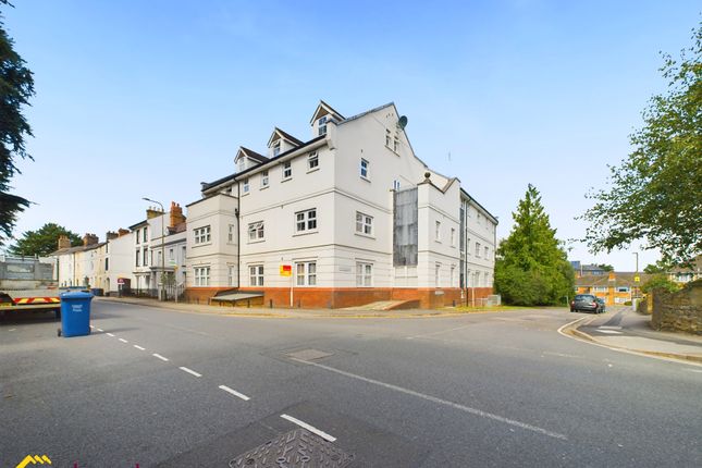 Thumbnail Flat for sale in Atlantic House, Banbury