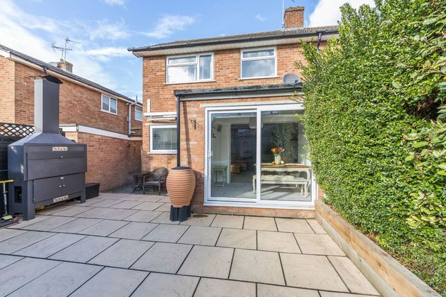 57 Parsons Mead, Abingdon photo 4