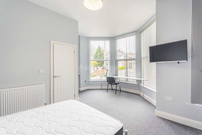 Thumbnail Semi-detached house to rent in Ensuite Rooms Broadgate, Beeston Students
