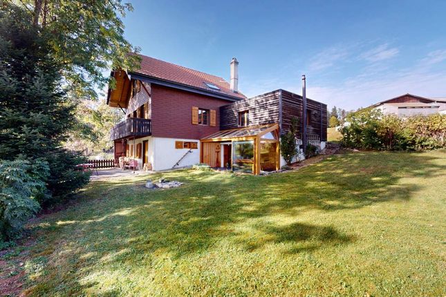 Thumbnail Villa for sale in Mont-Soleil, Canton De Berne, Switzerland