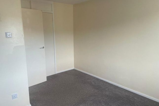 Property to rent in Chartist Court, Risca, Newport